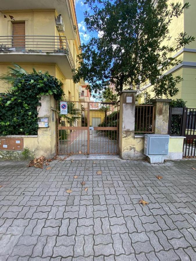 Monolocale Nel Corso Appartement Ostia Buitenkant foto